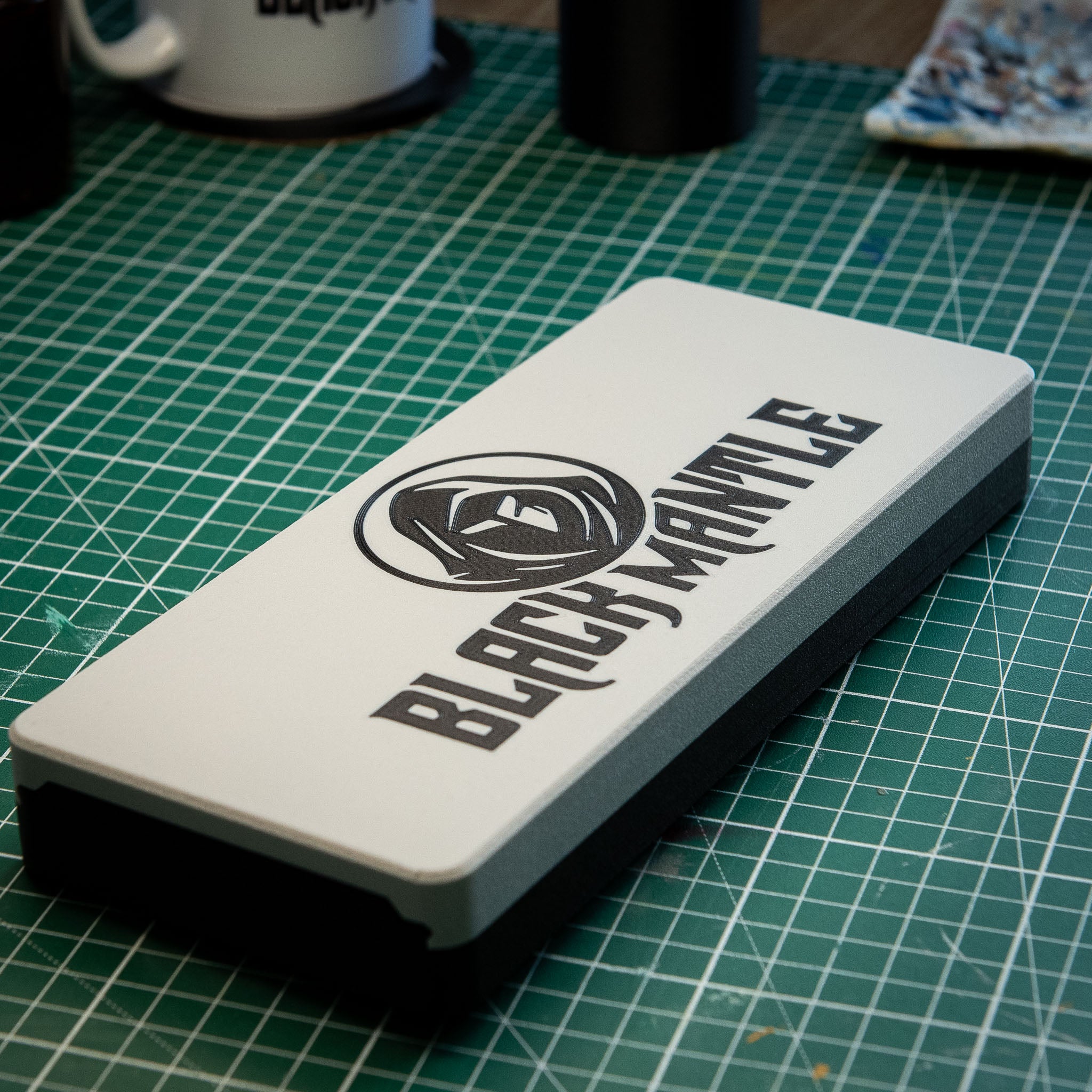 The Black Mantle Brush Box - Grey